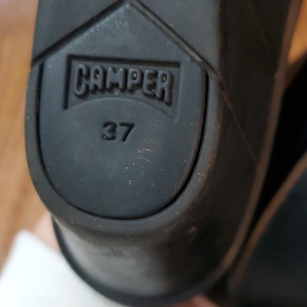Camper Alicante wedge zip up black wedge boots
